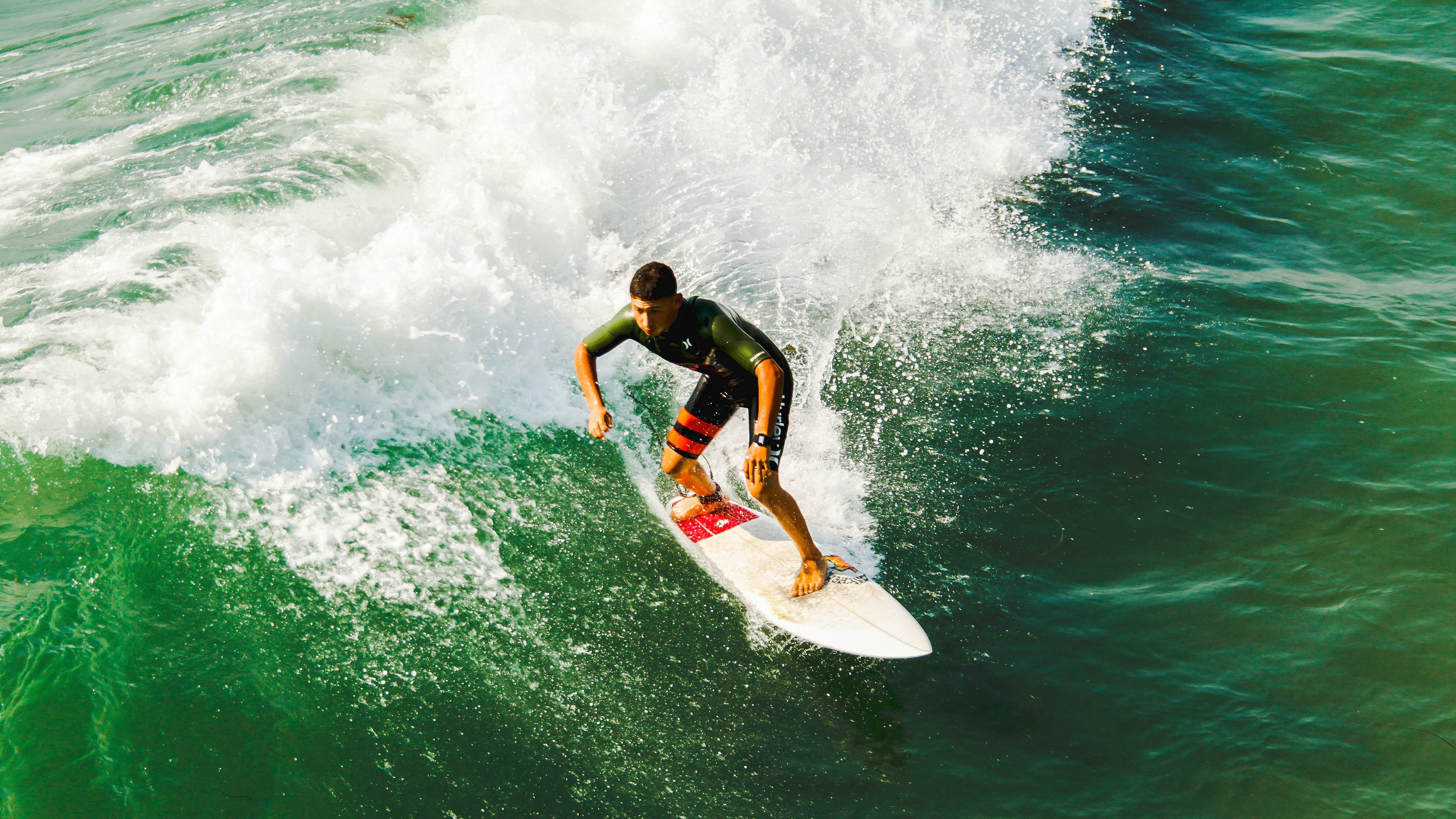 世界麻将锦标赛 冠军在最后一局上演“绝张自摸”